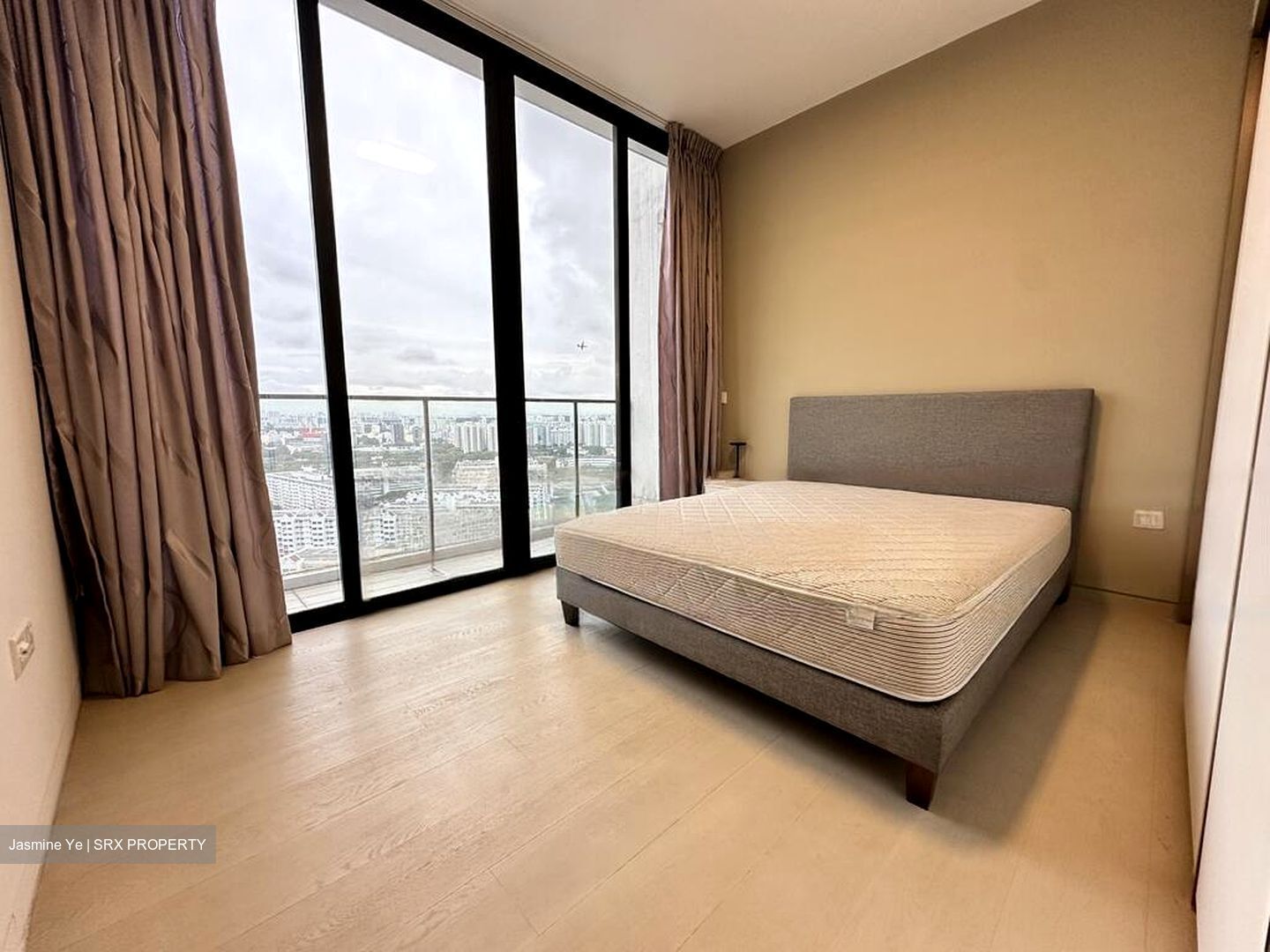 Fulcrum (D15), Condominium #445299081